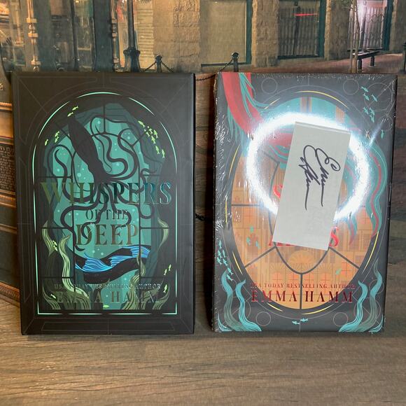 18 Luna & Lore Box WHISPERS OF THE DEEP/SONG OF THE ABYSS Emma Hamm SEALED - Picture 4 of 5